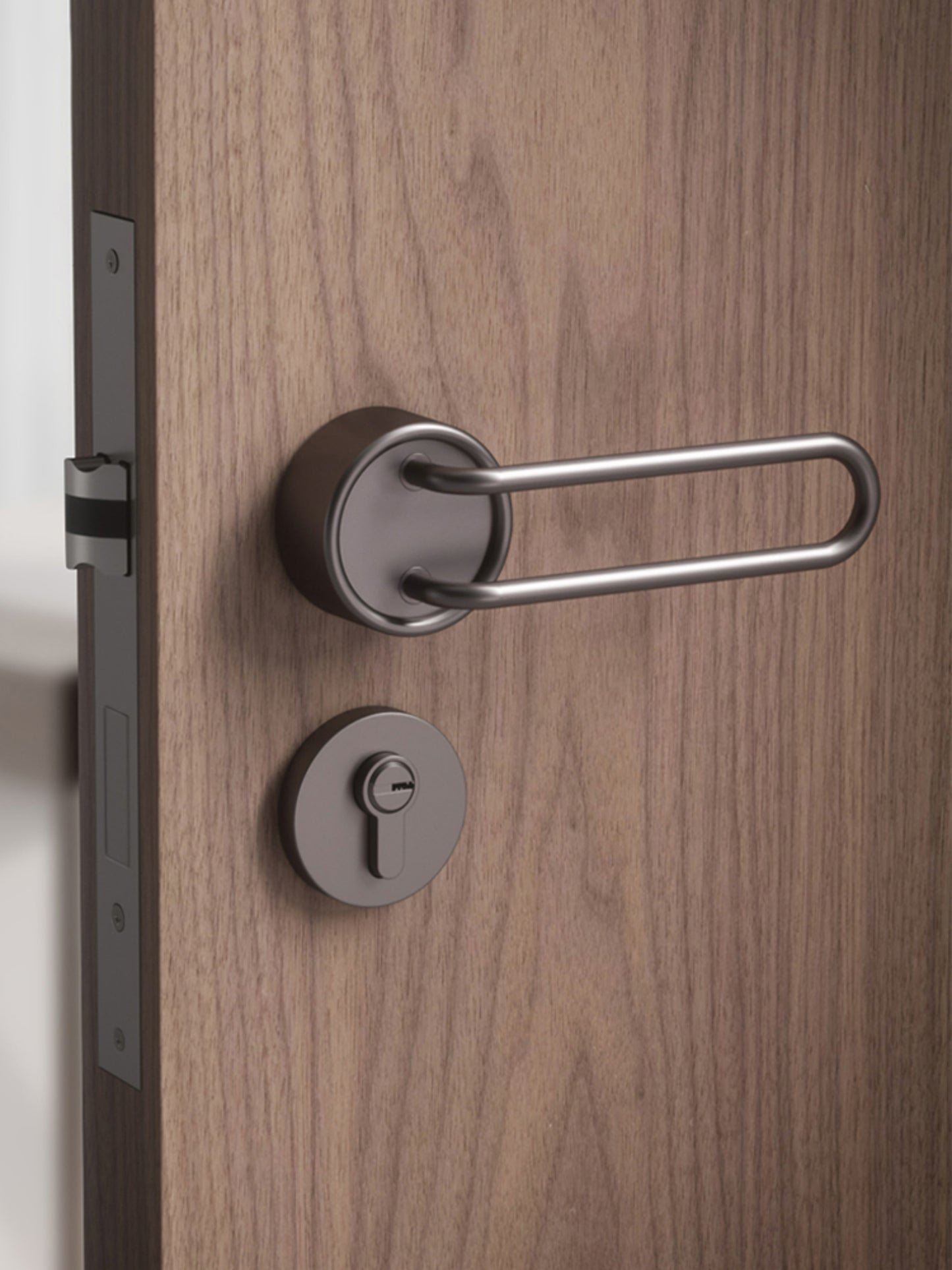 Contemporary Silver Door Handle - Easy Install for Interior Wooden Doors